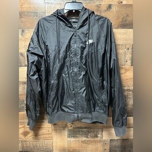 Nike Windbreaker Jacket Men’s Medium Black Full Zip Hooded Lightweight